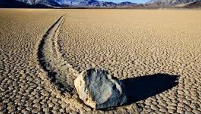 Sailing Stones